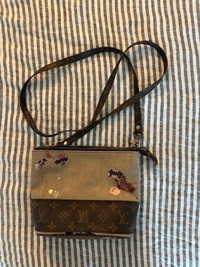 Handmade UpcyclLouis Vuitton Brown Monogram Crossbody Bag with Beige Fur Panel